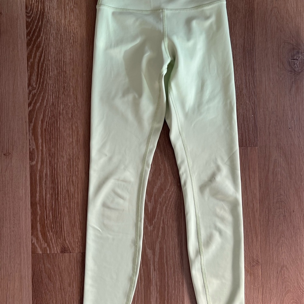 Alo Yoga Set